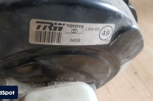 TOYOTA COROLLA E12 SERWO Z POMPĄ  LSH65