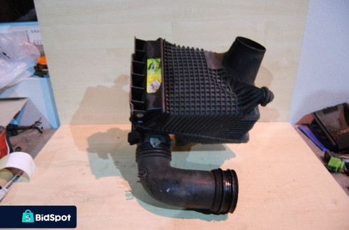 OBUDOWA FILTRA PRZEPŁYWOMIERZ MEGANE II 1.9 DCI