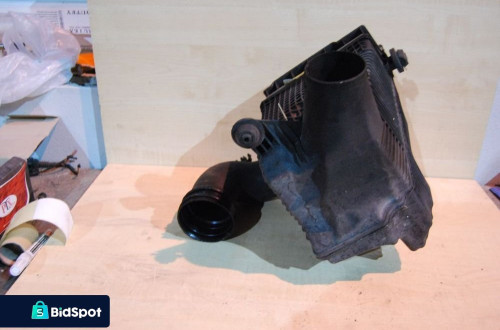 OBUDOWA FILTRA PRZEPŁYWOMIERZ MEGANE II 1.9 DCI