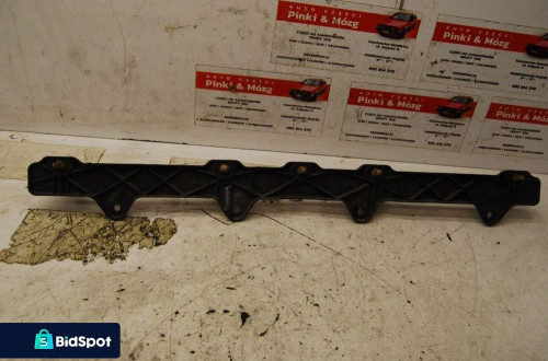 ŚLIZG ŚRODKOWY ZDERZAKA TYŁ 8P4807861A AUDI A3 8P