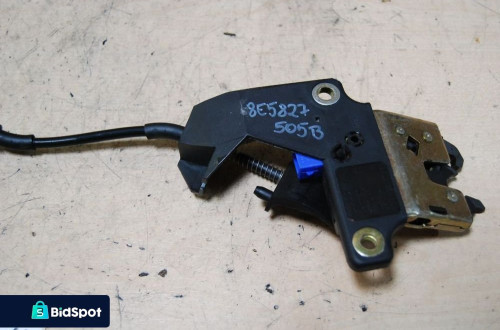 ZAMEK KLAPY BAGAŻNIKA TYŁ 8E5827505B AUDI A4 B6