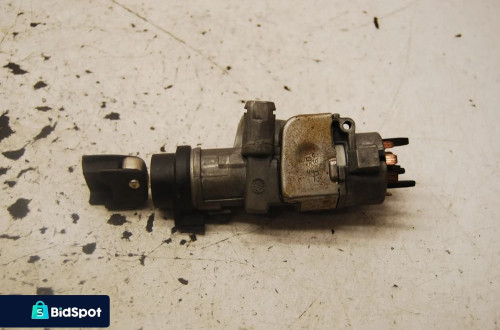 STACYJKA KLUCZYK AUDI A4 B6 B7 4B0905851F VW PASSAT B5 LIFT