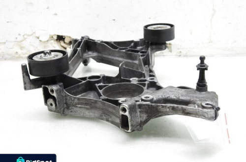 ŁAPA SILNIKA MERCEDES W212 2.2 CDI A6512011109