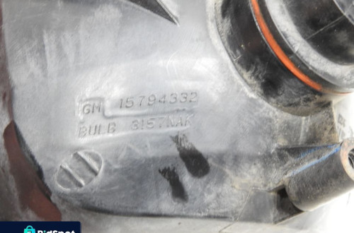 HALOGEN LEWY CHEVROLET UPLANDER 15794332