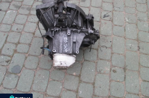 Skrzynia biegów VOLVO V40 S40 1,6 1,8 2,0 JB3304
