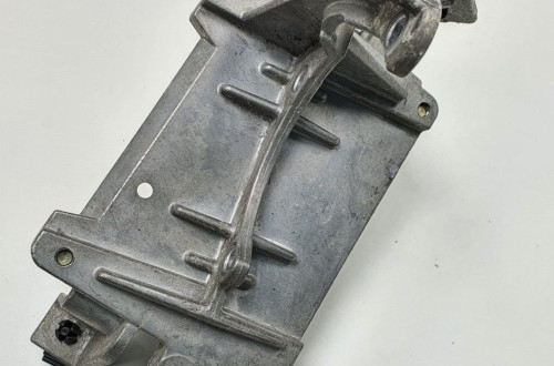UCHWYT MOCOWANIE KOMPUTERA ALFA ROMEO 147 1.6 16V