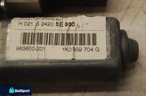 SILNICZEK SZYBY PRAWY TYŁ 1K0959704G SEAT LEON II 1K0959704M