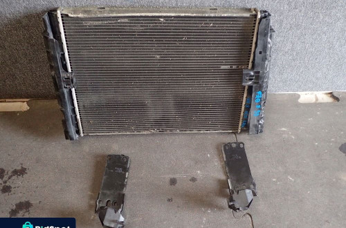 CHŁODNICA WODY BMW E87 E90 E84
