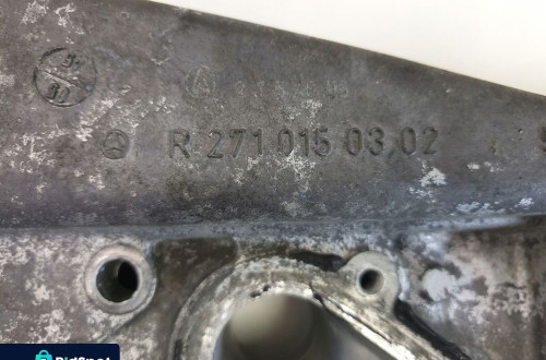 Mercedes W203 1.8 K OSŁONA ROZRZĄDU obudowa
