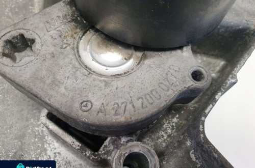 Mercedes W203 1.8 K OSŁONA ROZRZĄDU obudowa