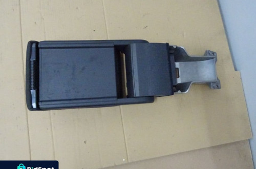 PODŁOKIETNIK SCHOWEK OPEL SIGNUM 03-05 NR45