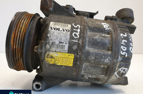 Volvo XC60 2.4 D5 SPRĘŻARKA KLIMATYZACJI 8708581