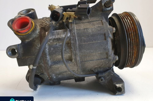 Volvo XC60 2.4 D5 SPRĘŻARKA KLIMATYZACJI 8708581