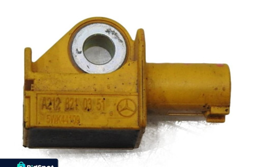 SENSOR UDERZENIOWY MERCEDES W212 A2128210351