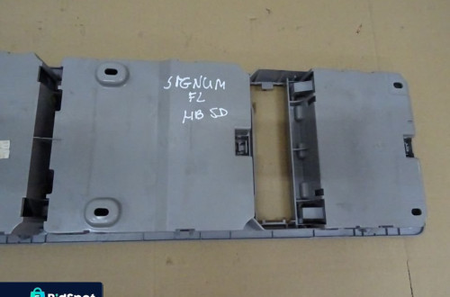 SCHOWEK PODSUFITKI OPEL SIGNUM NR294