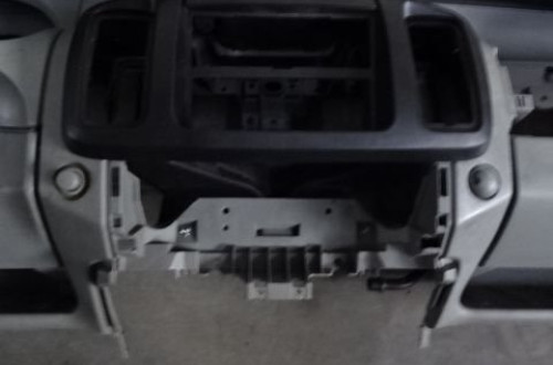 DESKA KONSOLA RENAULT TRAFIC II 01-06 NR258