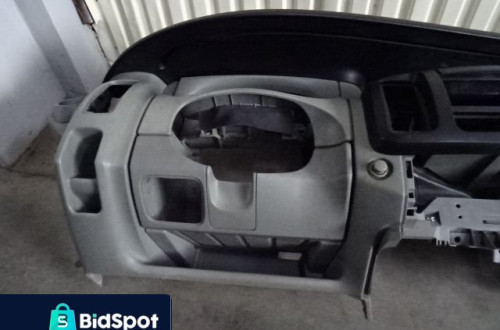 DESKA KONSOLA RENAULT TRAFIC II 01-06 NR258