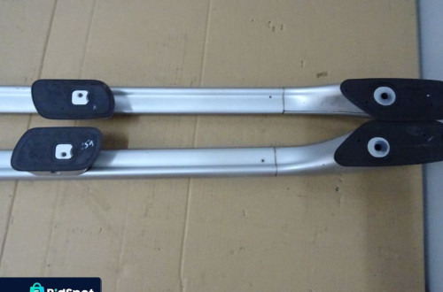 RELING RELINGI DACHOWE RENAULT LAGUNA II KOMBI NR96