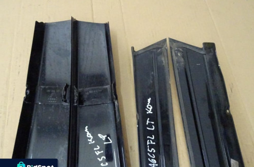 LISTWA OSŁONA DRZWI AUDI A6 C5 LIFT KOMBI NR76