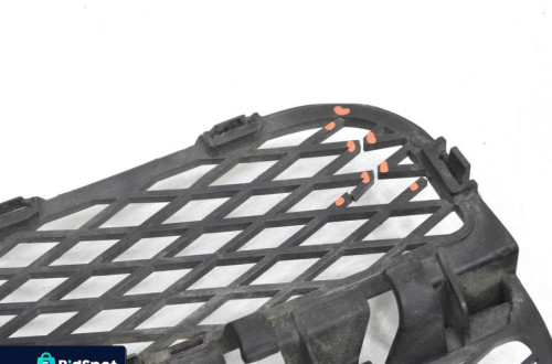 KRATKA ZDERZAKA PRZÓD VW TOUAREG I 7L6853678A