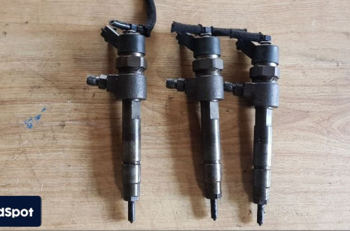 ALFA FIAT 2.4 JTD 1.9 JTD WTRYSK WTRYSKIWACZ 0445110002