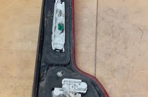 X. LAMPA TYŁ TYLNA LEWA VOLVO V50 LIFT