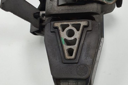 ŁAPA PODUSZKA SILNIKA CITROEN C5 III X7 HDI 326C65
