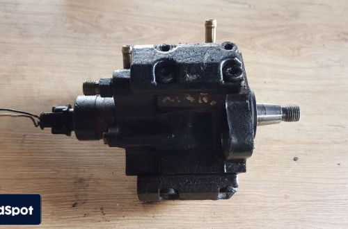 ALFA  2.4 JTD POMPA WTRYSKOWA 044010006