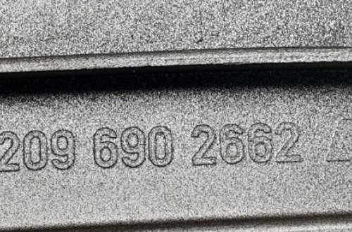 LISTWA BŁOTNIKA PRAWY TYŁ 775 MERCEDES W209