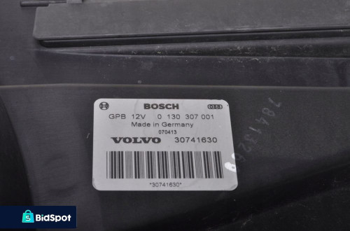 VOLVO S40 V50 2.4 D5 WENTYLATOR CHŁODNICY 30741630