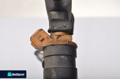 CHRYSLER VOYAGER III 3.8 LISTWA WTRYSKOWA 4612402