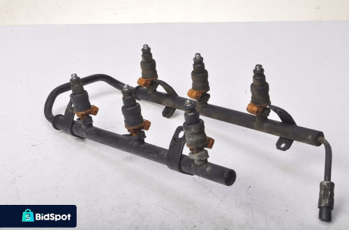 CHRYSLER VOYAGER III 3.8 LISTWA WTRYSKOWA 4612402