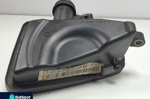ZBIORNICZEK PODCIŚNIENIA MERCEDES W209 A6421400087