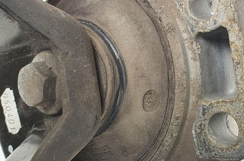 ŁAPA PODUSZKA SILNIKA FORD MONDEO MK3 1S716F012CE