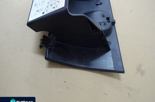 SCHOWEK PASAŻERA FORD FIESTA V HB 5D NR311
