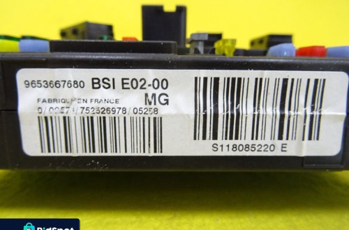 SKRZYNKA MODUŁ STEROWNIK BSI XSARA PICASSO 9653667680 / BSI E02-00 NR90