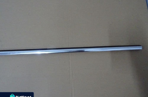 LISTWA ZGARNIAJĄCA LEWY PRZÓD VW PASSAT B5 LIFT KOMBI NR80