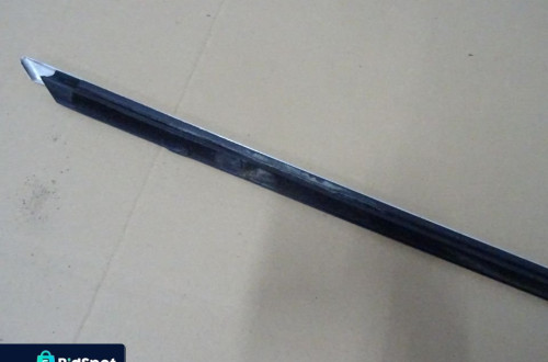 LISTWA ZGARNIAJĄCA LEWY PRZÓD VW PASSAT B5 LIFT KOMBI NR80