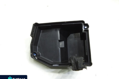 OBUDOWA SKRZYNKI BEZPIECZNIKÓW TWINGO II 1.5 DCI