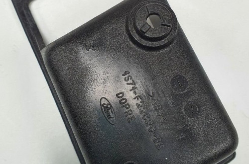 OSŁONA KLAMKI DRZWI PRAWY PRZÓD FORD MONDEO MK3