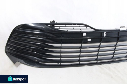 Kratka Atrapa dolna polysk w Zderzak przod Toyota Camry VIII 8 XV70 2017-21