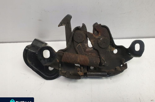 Nissan Almera N16 ZAMEK MASKI Rygiel