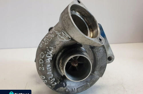 BMW E90 E91 2.0 D TURBOSPRĘŻARKA turbo 49S35-05671