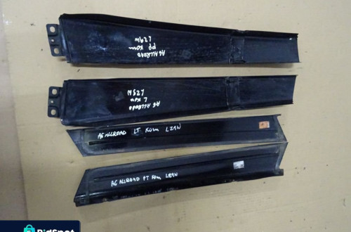 OSŁONA LISTWA SŁUPKA DRZWI A6 C5 LIFT ALLROAD 01-04 NR44