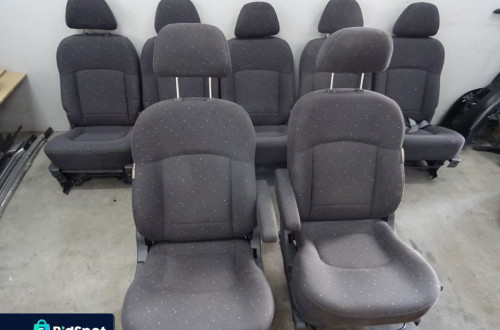 FOTEL FOTELE KANAPA HYUNDAI TRAJET 99-04 NR352