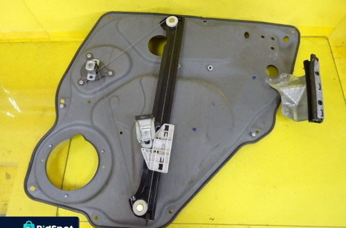 PODNOŚNIK SZYB LEWY TYŁ MERCEDES W169 MECHANIZM MANUALNY NR178
