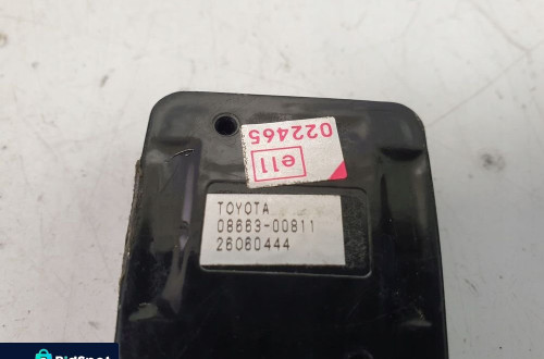 Toyota Corolla Verso II ANTENA GPS 08663-00811