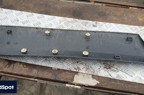 mercedes sprinter 906 vw crafter listwa drzwi prawy przód przednia prawa a9066900500