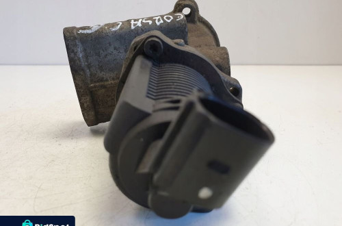 Opel Corsa C 1.3 CDTI ZAWÓR EGR 55219498