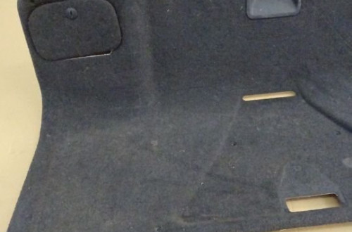 WYCISZENIE WYGŁUSZENIE KLAPY AUDI A8 D2 SEDAN NR7